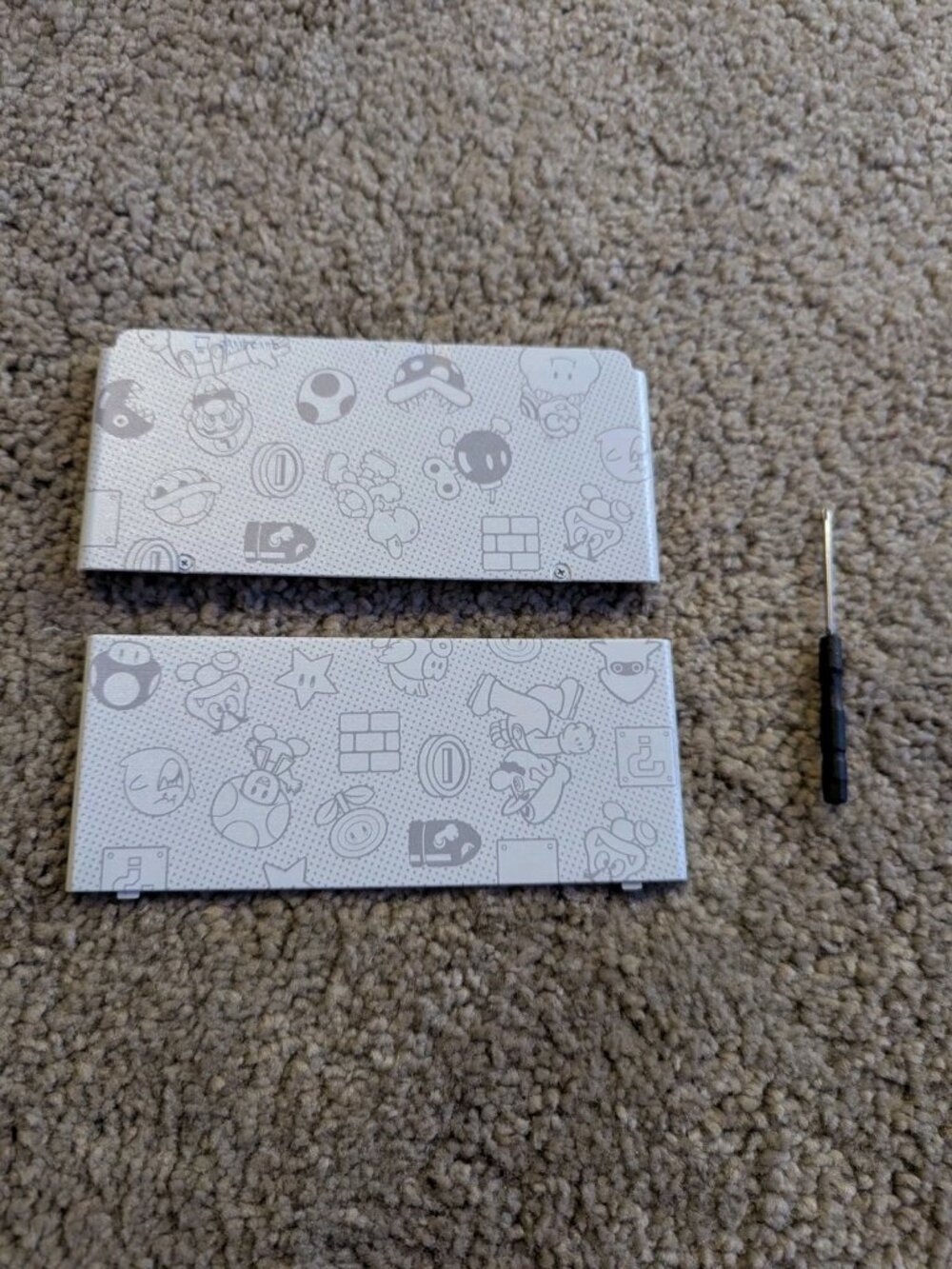 Nintendo 3DS Mario Pattern Replacement Cover Plates Gray w/ Tool New
